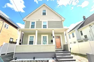 13 Leyden St, Medford, MA 02155 - Photo 1