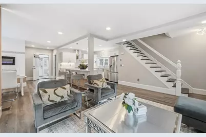 13 Leyden St, Medford, MA 02155 - Photo 5