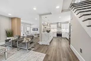 13 Leyden St, Medford, MA 02155 - Photo 5