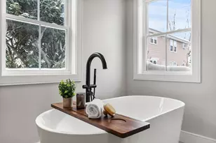 122 Woodruff Ave, Medford, MA 02155 - Photo 17