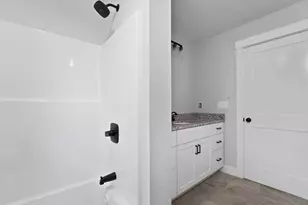 11 Stephanie Dr, Gardner, MA 01440 - Photo 17