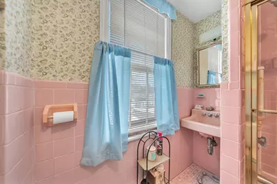 28 Linden Pl, Dedham, MA 02026 - Photo 37