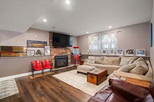 44 Pearl St, Woburn, MA 01801 - Photo 13