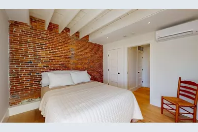 1 Liberty St #4, Newburyport, MA 01950 - Photo 5