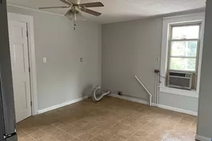 12 Hartford Ave E, Uxbridge, MA 01569 - Photo 7