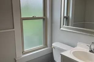 12 Hartford Ave E, Uxbridge, MA 01569 - Photo 9