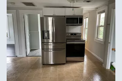 12 Hartford Ave E, Uxbridge, MA 01569 - Photo 5