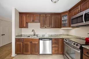 7 Fieldstone Dr, Upton, MA 01568 - Photo 7