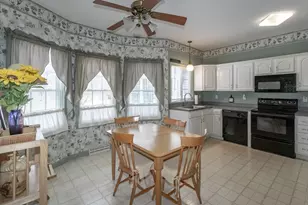 61 Plantation Cir, Westfield, MA 01085 - Photo 23