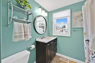 23 Fairway Dr, Springfield, MA 01108 - Photo 9