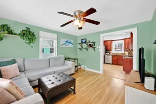 23 Fairway Dr, Springfield, MA 01108 - Photo 3