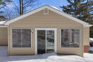 163 Moreland St, Worcester, MA 01609 - Photo 37