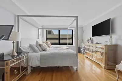 65 E India Row #7C, Boston, MA 02110 - Photo 19