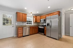 21 Merrimac Way, Tyngsborough, MA 01879 - Photo 5