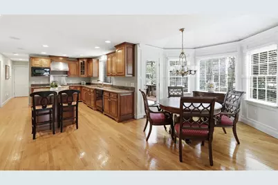 51 Farmside Dr, Pembroke, MA 02359 - Photo 7