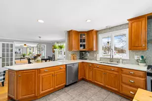 145 Mt Hope Rd, Somerset, MA 02726 - Photo 11