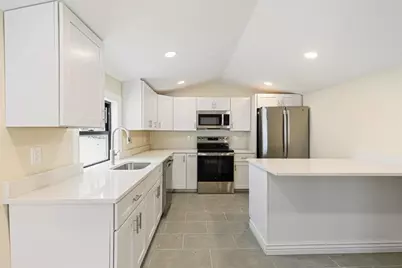 80 Margerie, Haverhill, MA 01830 - Photo 13