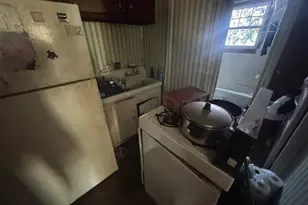 164 Narragansett St, Fall River, MA 02720 - Photo 9