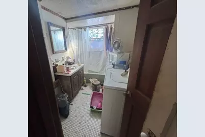 164 Narragansett St, Fall River, MA 02720 - Photo 17