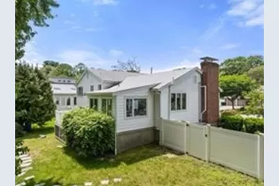 25 Brandeis Rd, Newton, MA 02459 - Photo 15