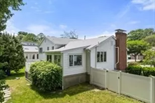 25 Brandeis Rd, Newton, MA 02459 - Photo 15