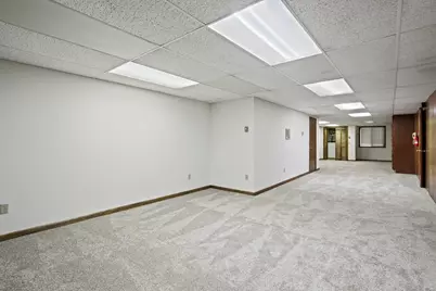 8 Hunter Circle, Shrewsbury, MA 01545 - Photo 31