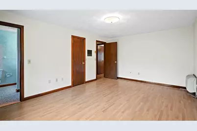 8 Hunter Circle, Shrewsbury, MA 01545 - Photo 13