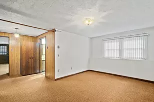 8 Hunter Cir, Shrewsbury, MA 01545 - Photo 35