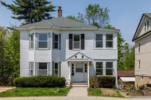 158 Oak St, Gardner, MA 01440 - Photo 1