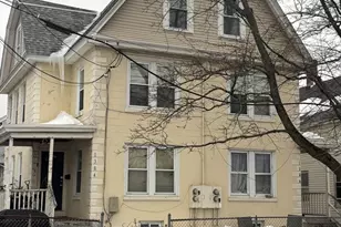 1384 Gorham St, Lowell, MA 01852 - Photo 17