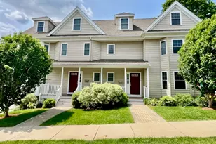 122 Forest St, Watertown, MA 02472 - Photo 1