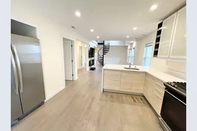 21 Iroquois #1, Boston, MA 02120 - Photo 3