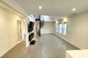 21 Iroquois, Boston, MA 02120 - Photo 5