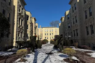 1870 Beacon St, Boston, MA 02135 - Photo 11