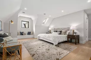 116 Thorndike St, Brookline, MA 02446 - Photo 23