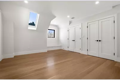 116 Thorndike St #2B, Brookline, MA 02446 - Photo 21