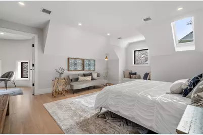 116 Thorndike St #2B, Brookline, MA 02446 - Photo 25