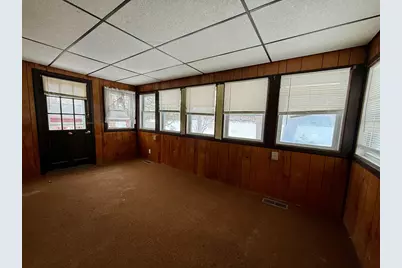 28 N Beach Ave #1, Bourne, MA 02532 - Photo 5