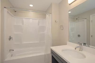 882 Massachusetts Ave #3F, Arlington, MA 02452 - Photo 3