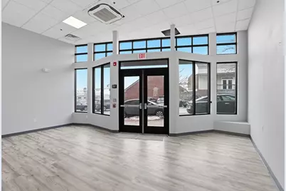 206 Main St #2, Gloucester, MA 01930 - Photo 3