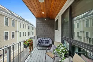 377 W First St, Boston, MA 02127 - Photo 11