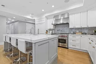 377 W First St, Boston, MA 02127 - Photo 7