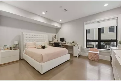 377 W 1st St #5, Boston, MA 02127 - Photo 19