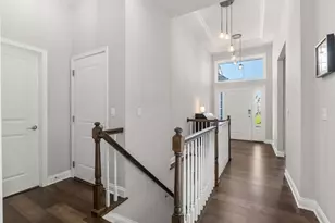 124 Glen Ellen Blvd, Millis, MA 02054 - Photo 3