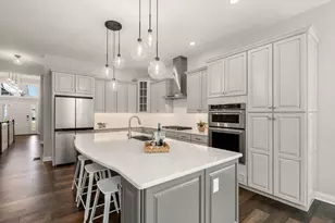 124 Glen Ellen Blvd, Millis, MA 02054 - Photo 5