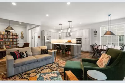 124 Glen Ellen Blvd #124, Millis, MA 02054 - Photo 3