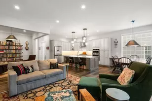 124 Glen Ellen Blvd, Millis, MA 02054 - Photo 3