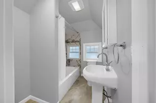 28 Richardson Ave, North Andover, MA 01845 - Photo 19