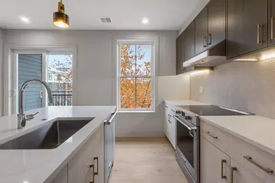 59 Spear St #402, Quincy, MA 02169 - Photo 3