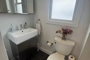 9 Harding St, Cambridge, MA 02141 - Photo 25